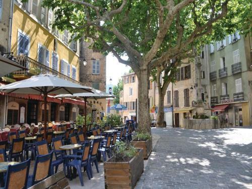 Holiday Home La Lezardiere