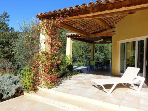 Luxurious Villa With Swimming Pool In Bargemon, Provence
