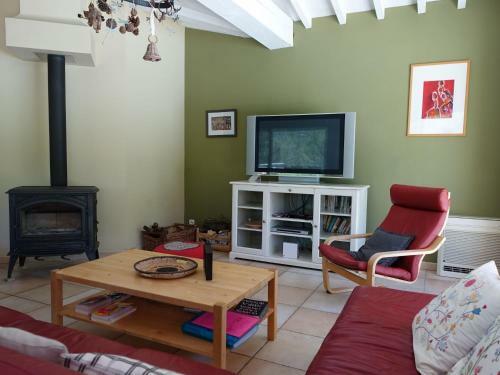 Luxurious Villa With Swimming Pool In Bargemon, Provence