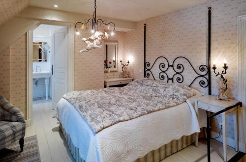 Hotel Chateau De Germigney