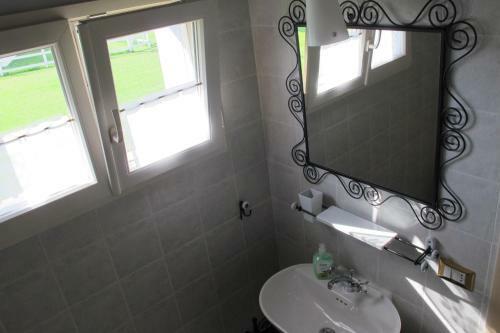 Hostal Insolent Inn
