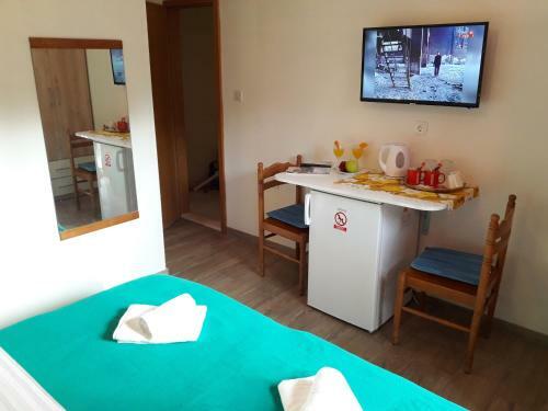 Hostal Rooms Anna