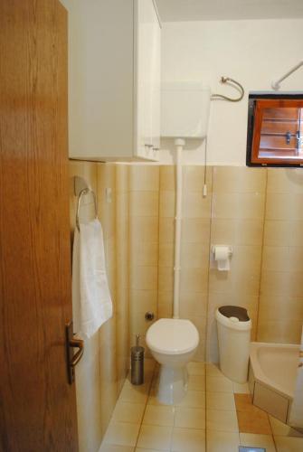 Apartments With Wifi Milna, Brac - 5678