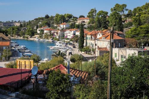 Apartments By The Sea Bobovisca Na Moru, Brac - 11883