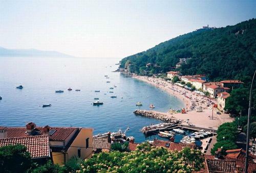 Mo??eni?ka Draga Holiday House