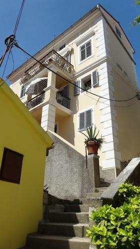 Mo??eni?ka Draga Holiday House