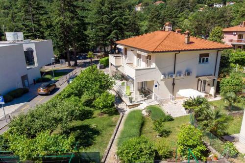 Apartments In Moscenicka Draga 34827