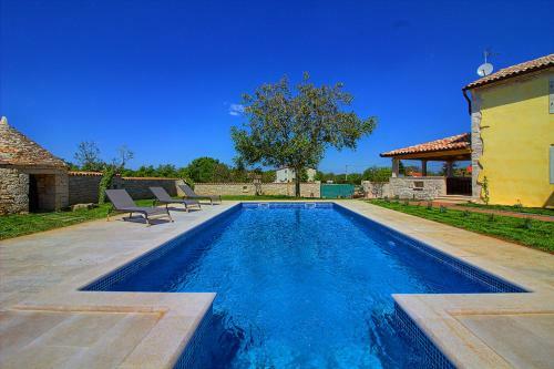 Villa Vila Orbani?i