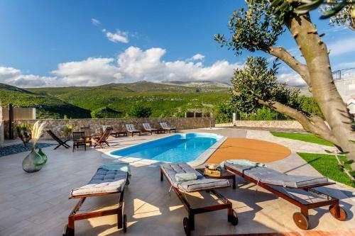 Villa Stone House Korita