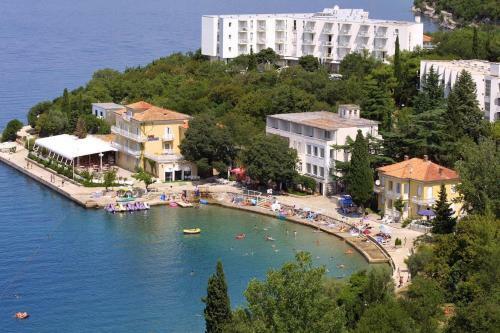 Apartman "sabine Red" With Pool