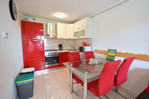 Apartments Zrinka