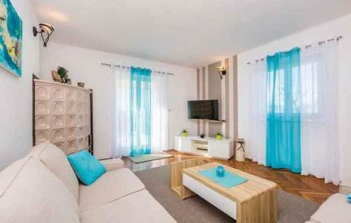 Holiday Home In Omisalj - Insel Krk 42234