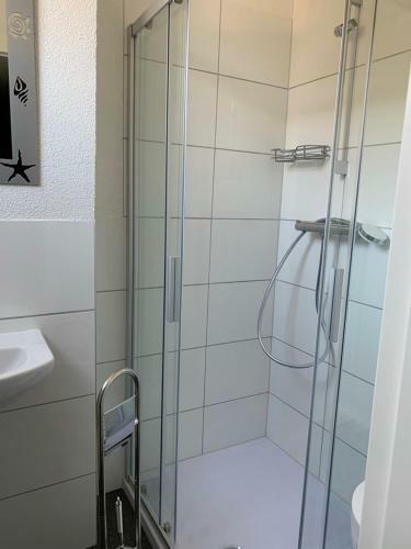 Monteurzimmer Ahnetal Zweibettzimmer Mit Eigenem Bad