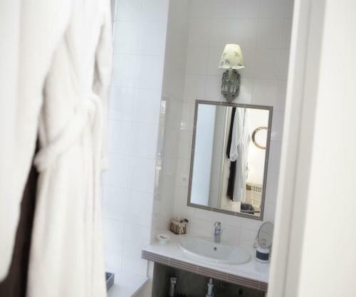 Hostal Ch�teau Bily