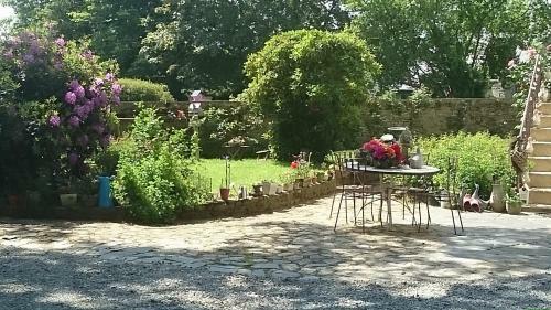 Hostal Ch�teau Bily