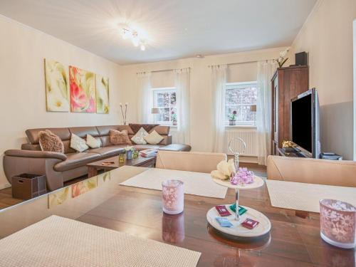Lush Holiday Home In Drochtersen With Sauna & Jacuzzi