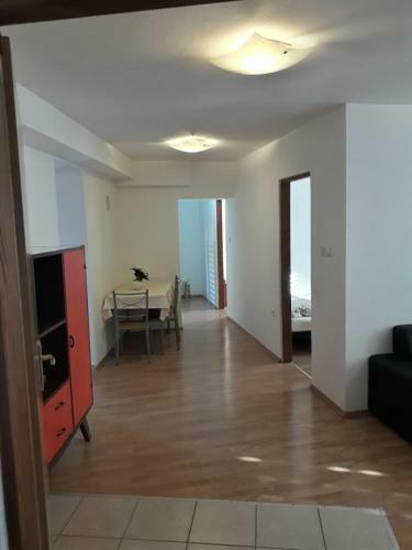 Hostal Apartmani Jadran