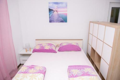 Apartments With A Parking Space Mali Losinj (Losinj) - 16618