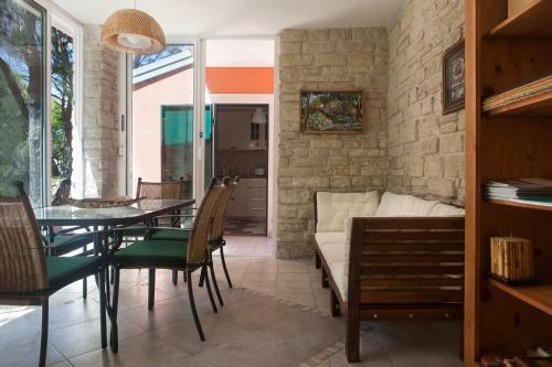Villa Macaklin