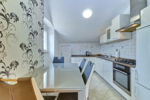 Apartment Dami