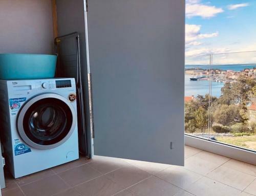Beautiful View Apartment With Garage Space