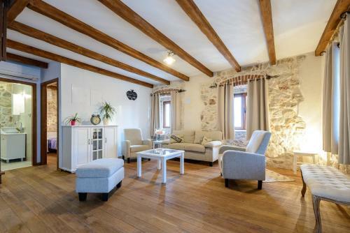 Villa Stone-exceptional Private Estate