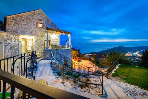 Villa Stone-exceptional Private Estate