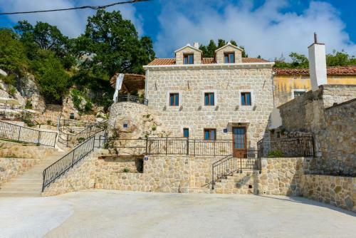 Villa Stone-exceptional Private Estate
