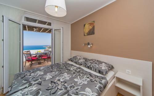 Hostal Apartment Residence Narona