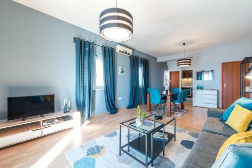 Summer Experience Apartment