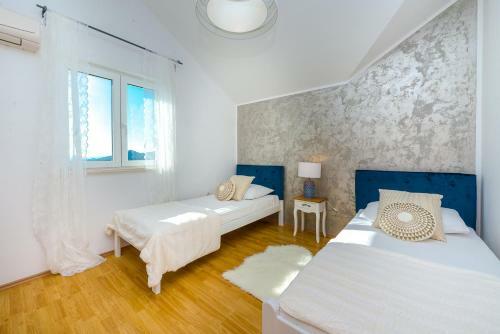 Summer Experience Apartment