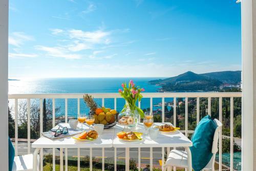 Summer Experience Apartment