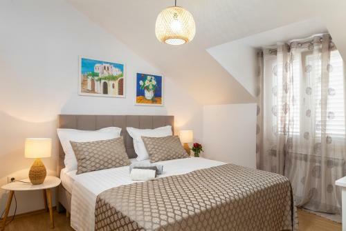 Angelika Apartment
