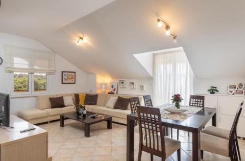 Angelika Apartment