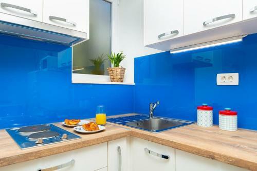 Apartments Red And Blue