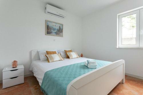 Brand New Two Bedroom Apartment Maro
