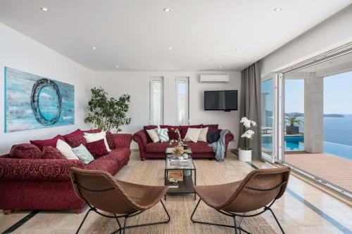 Villa Infinity