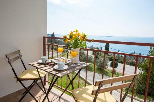 Apartamentos Villa Pergola-apartment Toni