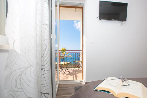 Apartamentos Villa Pergola-apartment Toni
