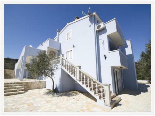 Apartmani Lajci