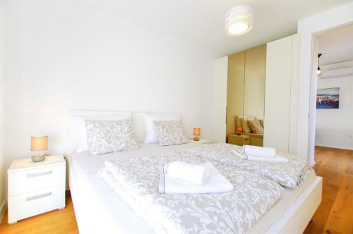 Apartamento Superb Penthouse In Murter