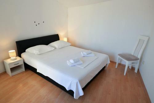 Apartmani Vedrana, Murter