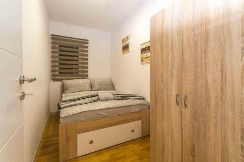 Apartments In Njivice/insel Krk 38349