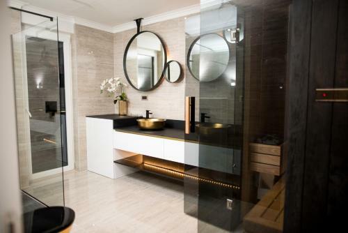 Luxury Apartments Royal