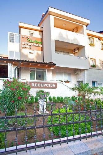 Apartments Maslina II