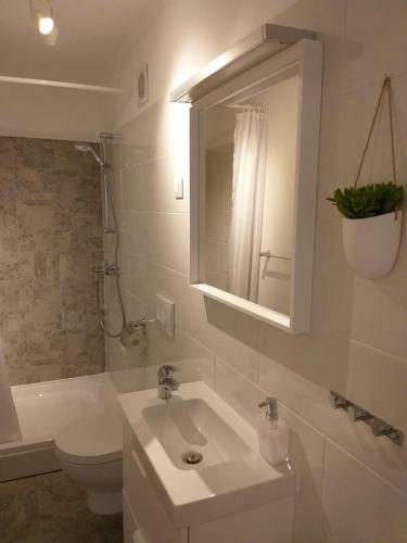 Hostal Double Room Njivice 17010a