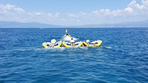 Njivice, Otok Krk, Apartman Dora
