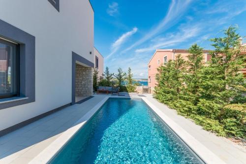Beautiful Villa Royal House 2&3