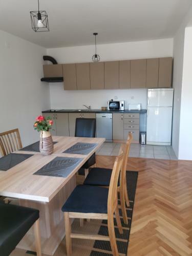 Seasons Apartmani