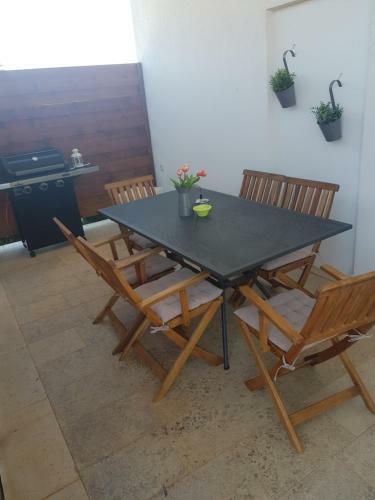 Hostal Guest House With Pool